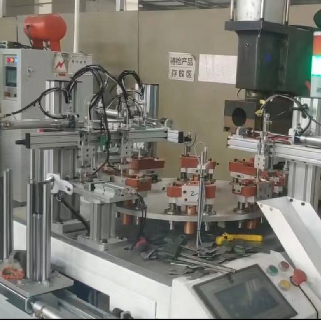 Fully Automatic Spot Welding Machine for Disposable Tweezers