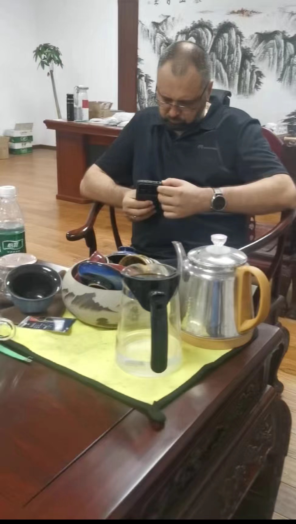 Customers from Kazakhstan visited our company